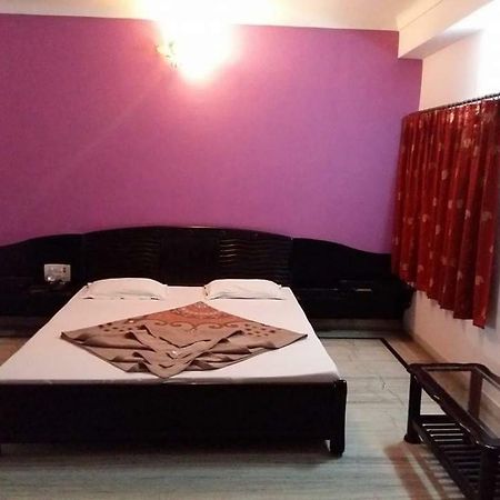 Hotel Shreeji Sharan Nāthdwāra Buitenkant foto